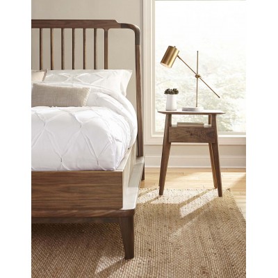 Walnut Grove Spindle Bed