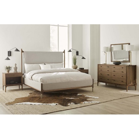 Walnut Grove Upholstered Bed 