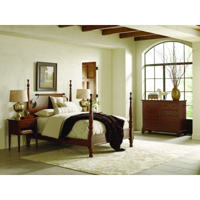 Wayside Inn Master Dresser 