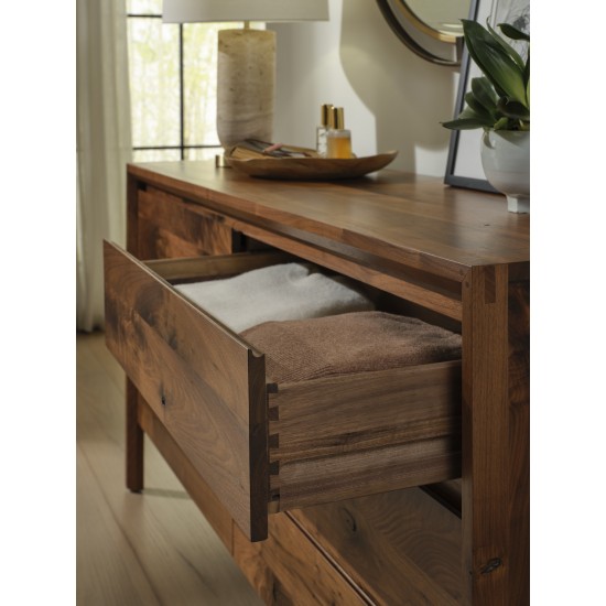 Saranac Dresser