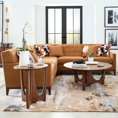 Walnut Grove Tufted-Back Corner Sectional 