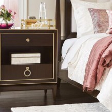 床頭櫃 NIGHT STANDS